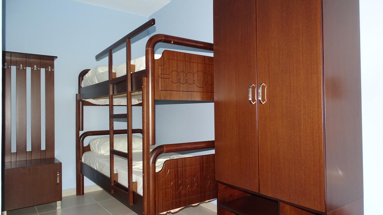 קסאמיל Hotel De Luna מראה חיצוני תמונה